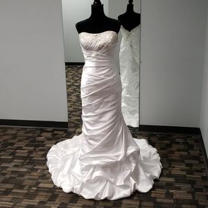 Exclusively by ACE,wedding,strapless,size 14,bead